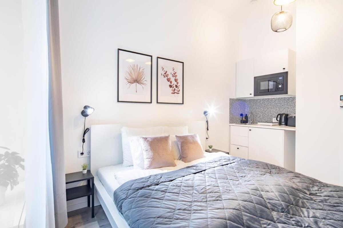 Extra Central - Mini Modern Studio Budapeszt Zewnętrze zdjęcie