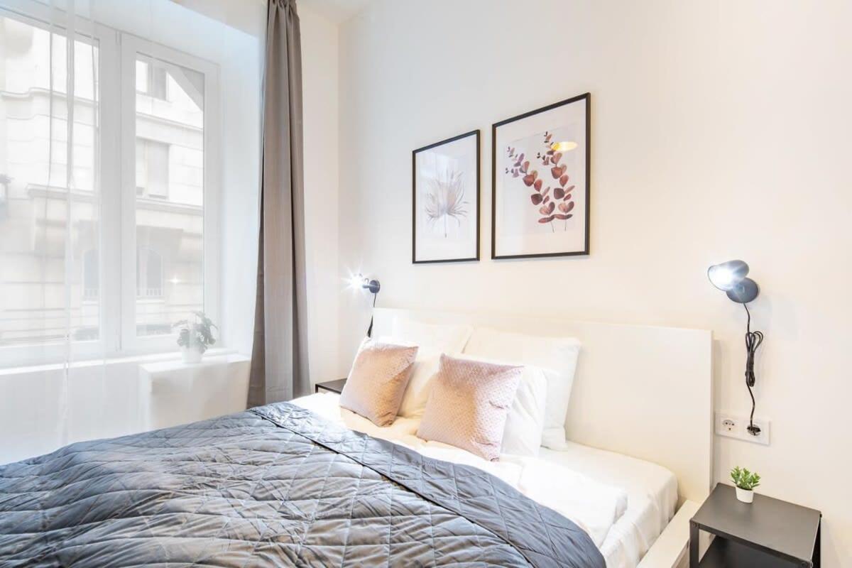 Extra Central - Mini Modern Studio Budapeszt Zewnętrze zdjęcie